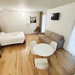 Apartmanhotel Gallery 4*