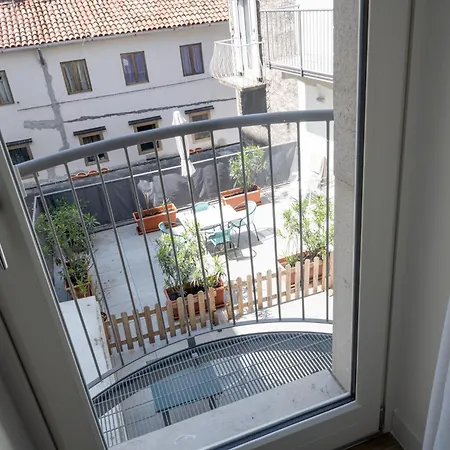 Gallery Aparthotel *