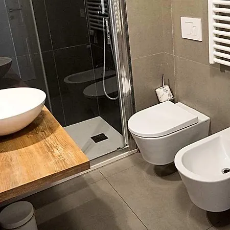 Gallery Aparthotel 4*